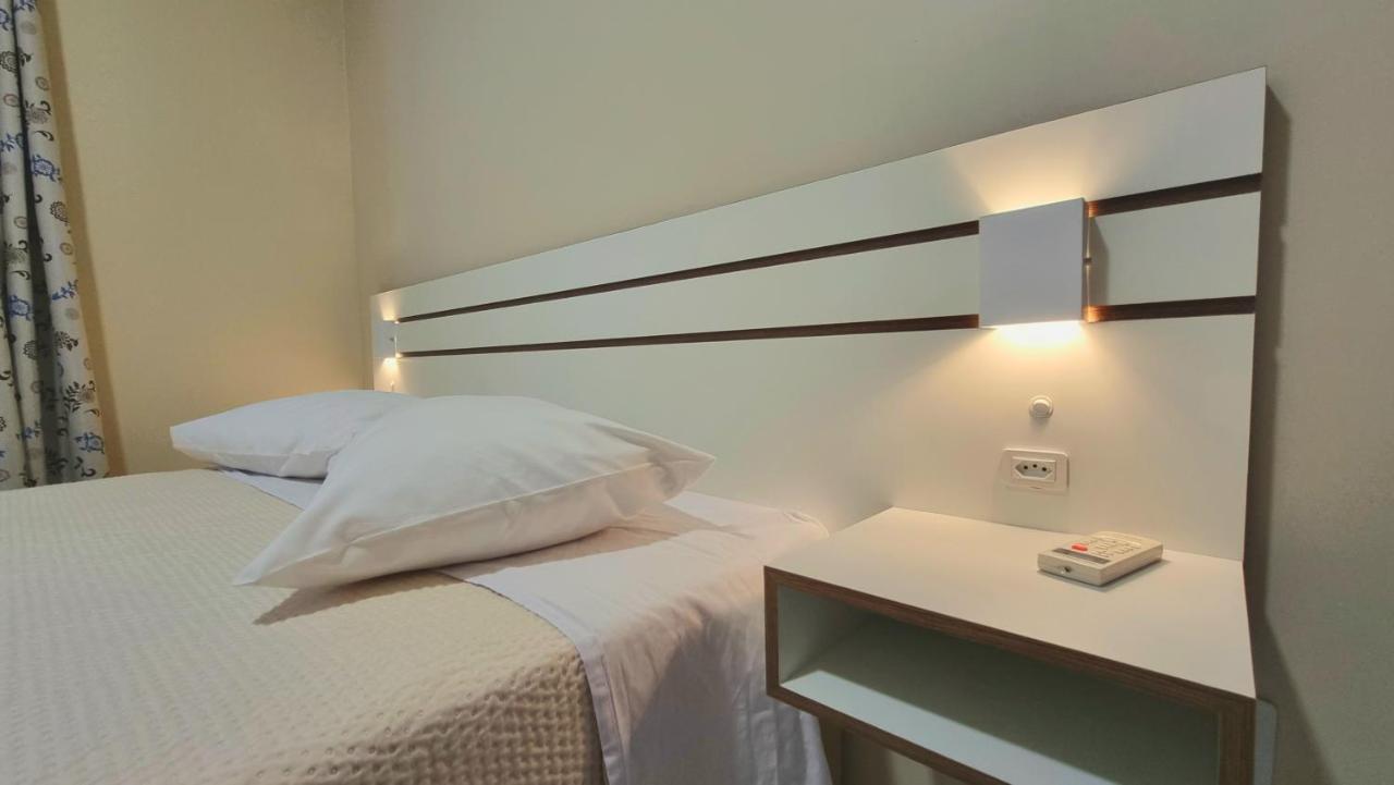 גוברנדור סלסו רמוס Residencial Las Rocas I מראה חיצוני תמונה